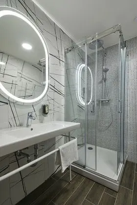 Standard Tek Büyük veya İki Ayrı Yataklı Oda