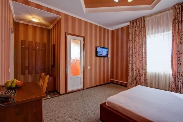 Standard Tek Büyük veya İki Ayrı Yataklı Oda