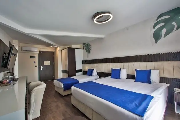 Superior King Suite