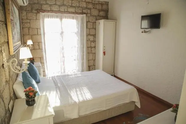 Standart Oda, Bahçe Manzaralı, Fransız Balkonlu