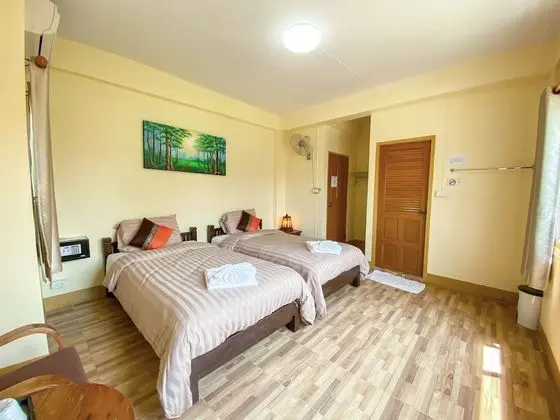Large Twin Room