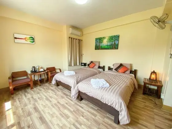 Large Twin Room