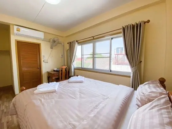 Queen Room