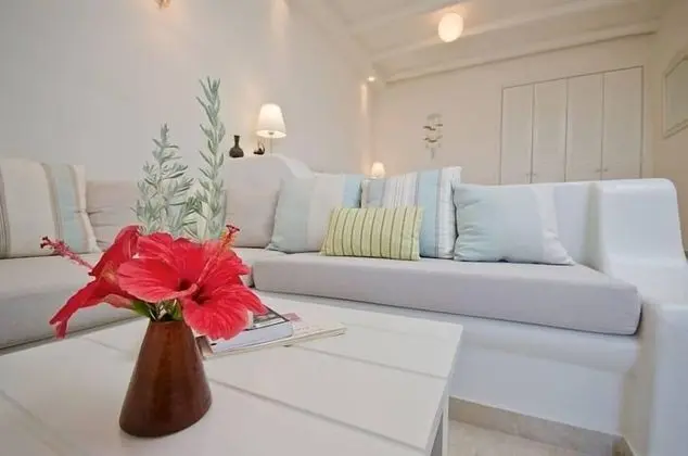 Design Stüdyo Süit, 1 Çift Kişilik veya 2 Tek Kişilik Yatak, Küçük Mutfak (2 person)