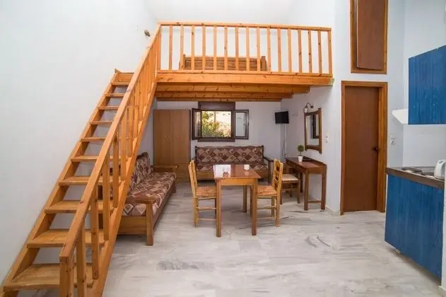Maisonette Studio