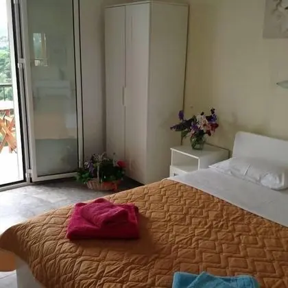 Stüdyo, Deniz Manzaralı