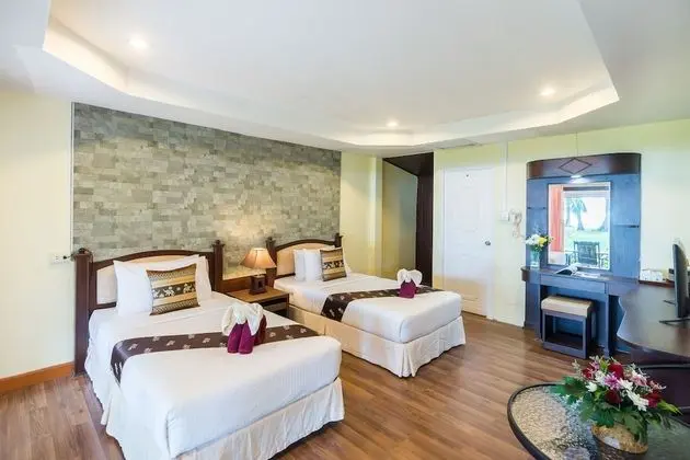 Deluxe Beachfront Bungalow