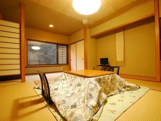 Standard Oda, Sigara İçilebilir (Japanese Style)