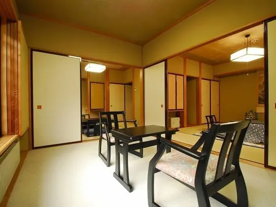 Superior Oda, Sigara İçilebilir (Japanese Style)