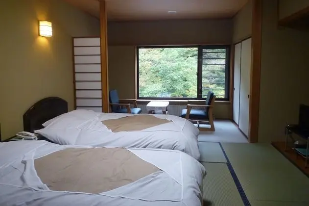 Traditional İki Ayrı Yataklı Oda, Sigara İçilmez (Japanese Style with 2 Single bed)