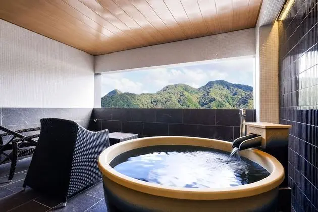Suite Rakuga (with Open-Air Bath, Onsen Pass Included) Non-smoking
