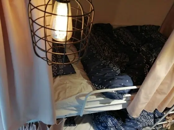 Ortak Ranzalı Oda, Sadece kadınlar için