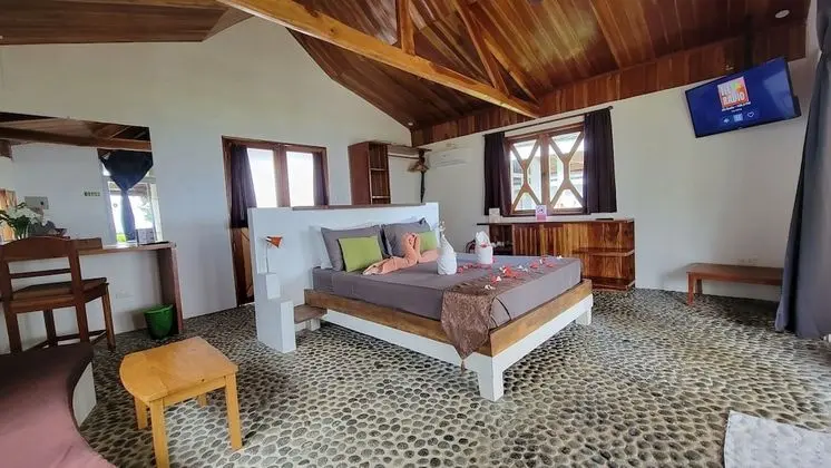 Luxury Villa, 1 Büyük (Queen) Boy Yatak, Okyanus Manzaralı (Prestige)