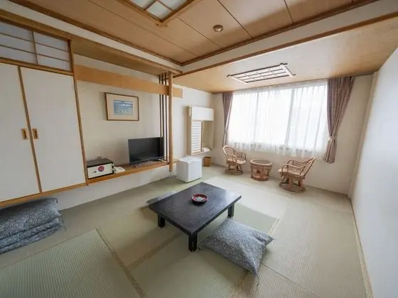 Oda, Sigara İçilmez (Japanese-style room 10 tatami)