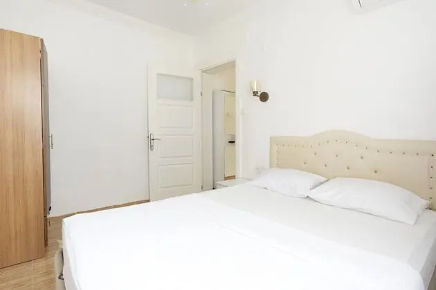 Bahçe manzaralı Balkonlu daire