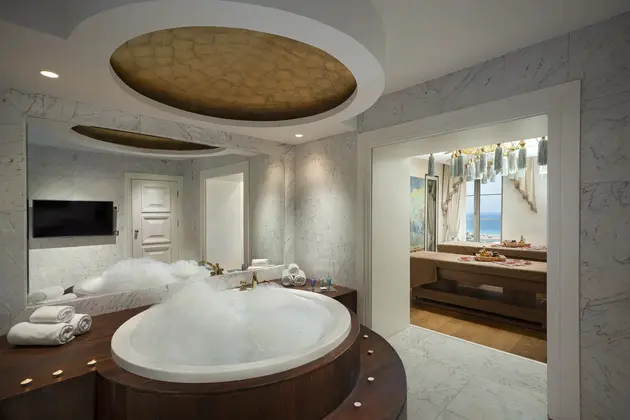 Ana Bina Spa Suite Custom Oda