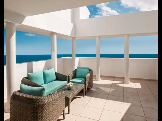 Ana Bina Grand Suite Custom Oda