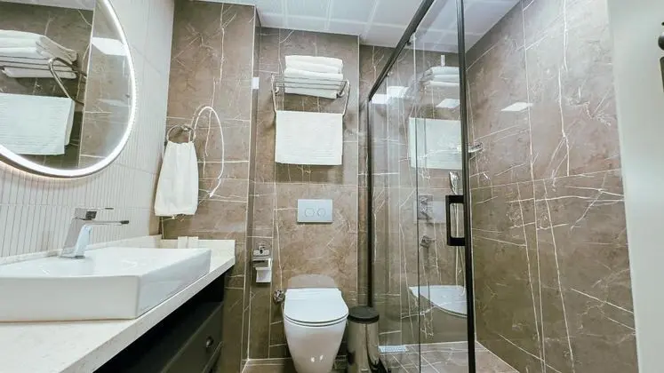 Superior Suite, Bahçe Manzaralı, Balkonlu
