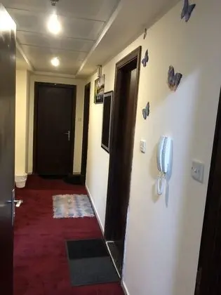 Single Bed in 5 Beds Dormitory Room For Male