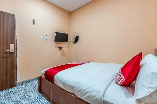 Standard Tek Büyük Yataklı Oda