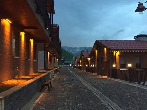 Suit Oda - Dağ Manzaralı