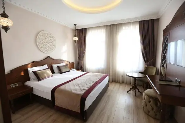 Standard Manzaralı Oda