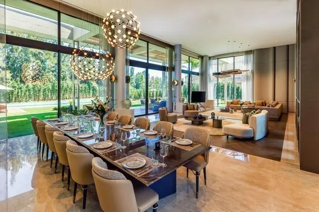 https://images.etstur.com/files/images/hotelImages/TR/52921/l/Kaya-Palazzo-Golf-Resort-Oda-392328.jpg