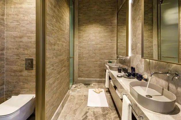 https://images.etstur.com/files/images/hotelImages/TR/52921/l/Kaya-Palazzo-Golf-Resort-Oda-392336.jpg