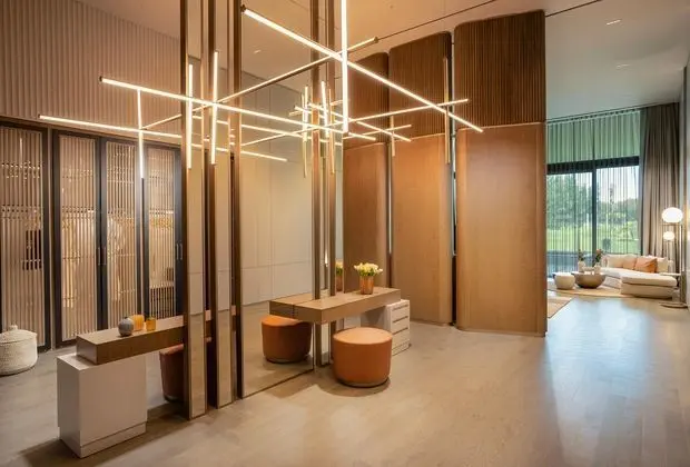 https://images.etstur.com/files/images/hotelImages/TR/52921/l/Kaya-Palazzo-Golf-Resort-Oda-392370.jpg