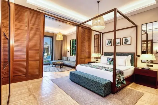 Luxury Lagoon Suite