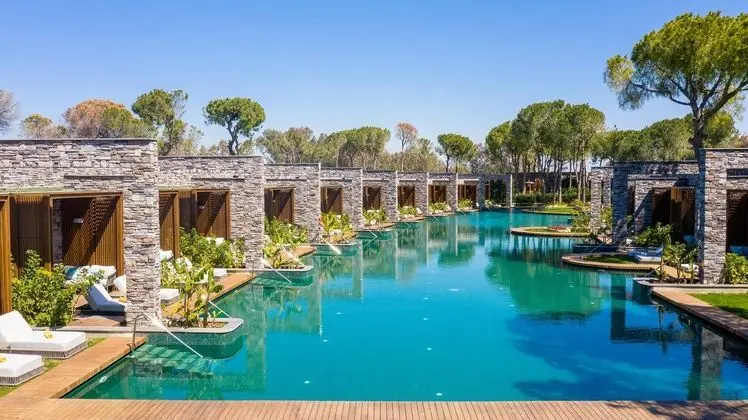 Luxury Lagoon Suite