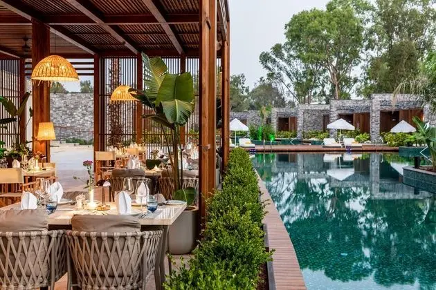 Luxury Lagoon Suite