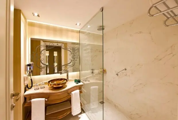 Superior Standart Oda Banyo
