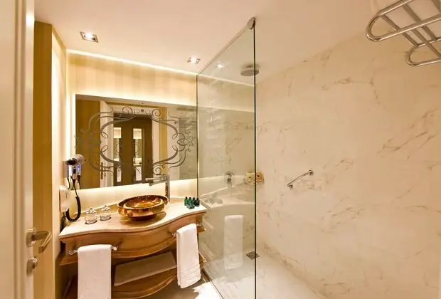 Superior Standart Oda Banyo