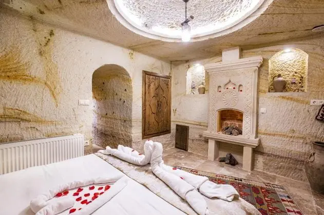 Jakuzili ve Şömineli Suite Oda, Manzarasız, Şömineli ve Jakuzili
