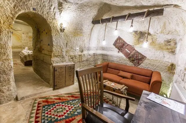 Jakuzili ve Şömineli Suite Oda, Manzarasız, Şömineli ve Jakuzili