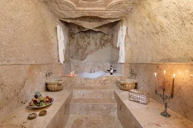 Cave Aile Odası, Dağ Manzaralı, Hamamlı