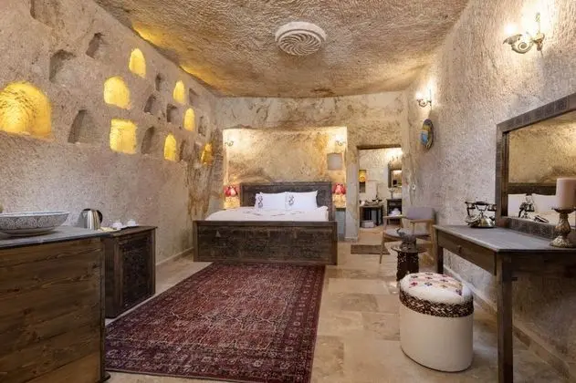 Deluxe Cave Suit, Dağ Manzaralı, Jakuzili
