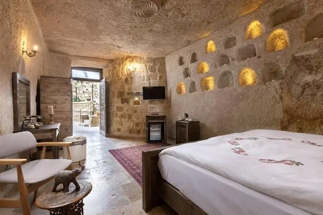 Deluxe Cave Suit, Dağ Manzaralı, Jakuzili
