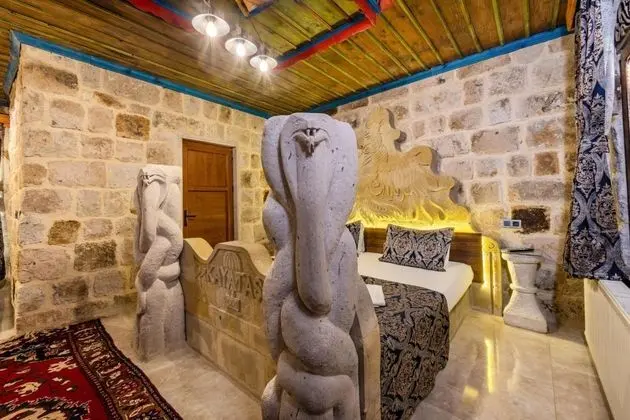 https://images.odamax.com/img/1920x1080/odamax/image/upload/Kayata_Cave_Suites_202512091902156_3U6A0893_8mb.jpg