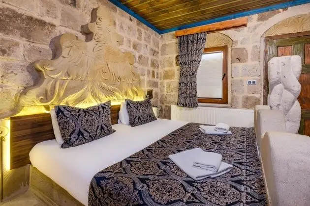 https://images.odamax.com/img/1920x1080/odamax/image/upload/Kayata_Cave_Suites_202512091902157_3U6A0895_8mb.jpg