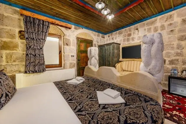 https://images.odamax.com/img/1920x1080/odamax/image/upload/Kayata_Cave_Suites_202512091902158_3U6A0896_8mb.jpg