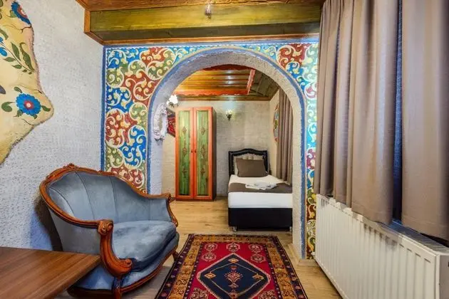 https://images.odamax.com/img/1920x1080/odamax/image/upload/Kayata_Cave_Suites_202512091908580_3U6A4072_1_8mb.jpg