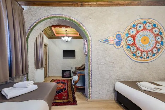 https://images.odamax.com/img/1920x1080/odamax/image/upload/Kayata_Cave_Suites_202512091908584_3U6A4082_3_8mb.jpg