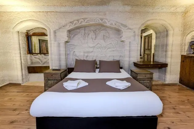 https://images.odamax.com/img/1920x1080/odamax/image/upload/Kayata_Cave_Suites_202512111510345_3U6A1912_6.jpg