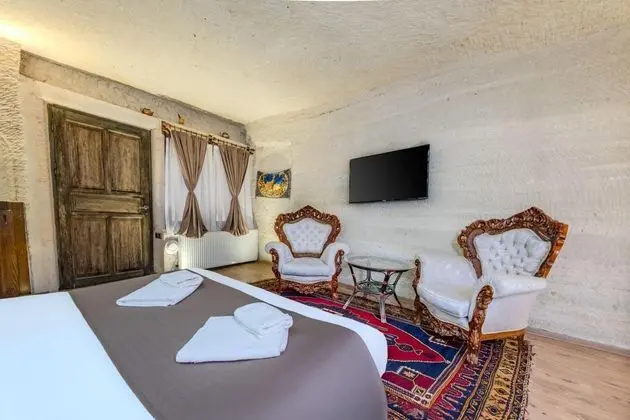 https://images.odamax.com/img/1920x1080/odamax/image/upload/Kayata_Cave_Suites_202512111510384_3U6A1919_7.jpg