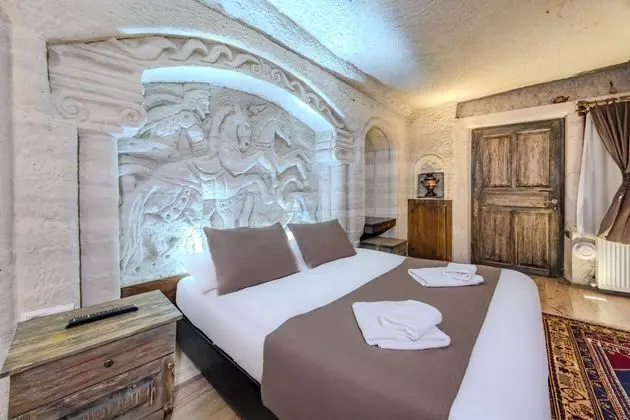 https://images.odamax.com/img/1920x1080/odamax/image/upload/Kayata_Cave_Suites_202512111510452_3U6A1925_10.jpg