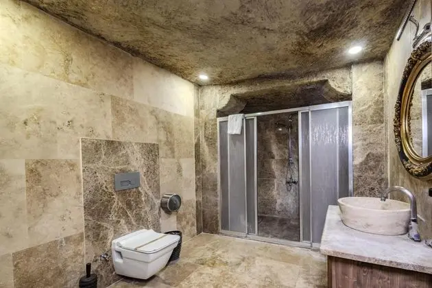 https://images.odamax.com/img/1920x1080/odamax/image/upload/Kayata_Cave_Suites_202512111511045_3U6A5340.jpg