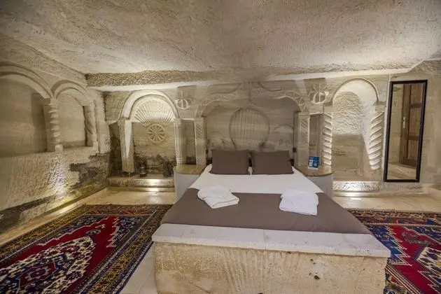 https://images.odamax.com/img/1920x1080/odamax/image/upload/Kayata_Cave_Suites_202512111511262_3U6A8087_HDR.jpg