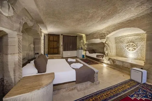 https://images.odamax.com/img/1920x1080/odamax/image/upload/Kayata_Cave_Suites_202512111511291_3U6A8093_HDR.jpg